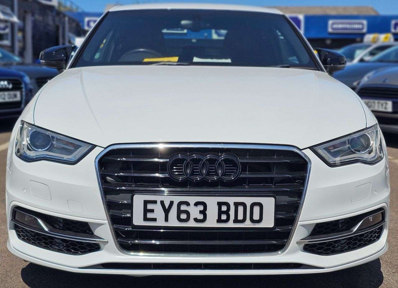 A 2013 AUDI A3 AUTOMATIC 1.8 TFSI S line Hatchback 3dr Petrol S Tronic Euro 6 (s/s) (180 p A 2013 AUDI A3 AUTOMATIC 1.8 TFSI S line Hatchback 3dr Petrol S Tronic Euro 6 (s/s) (180 p