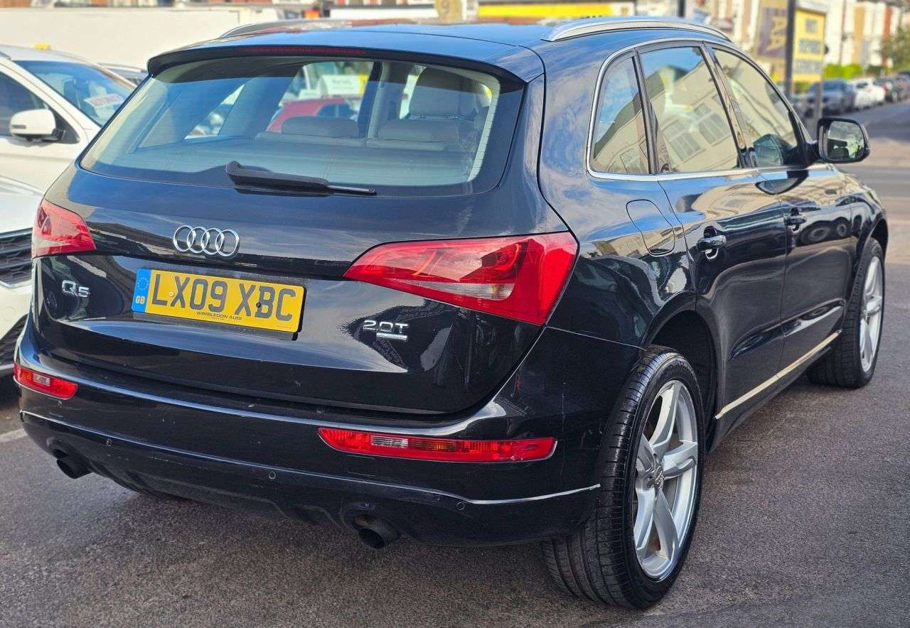 2009 AUDI Q5 2009 AUDI Q5