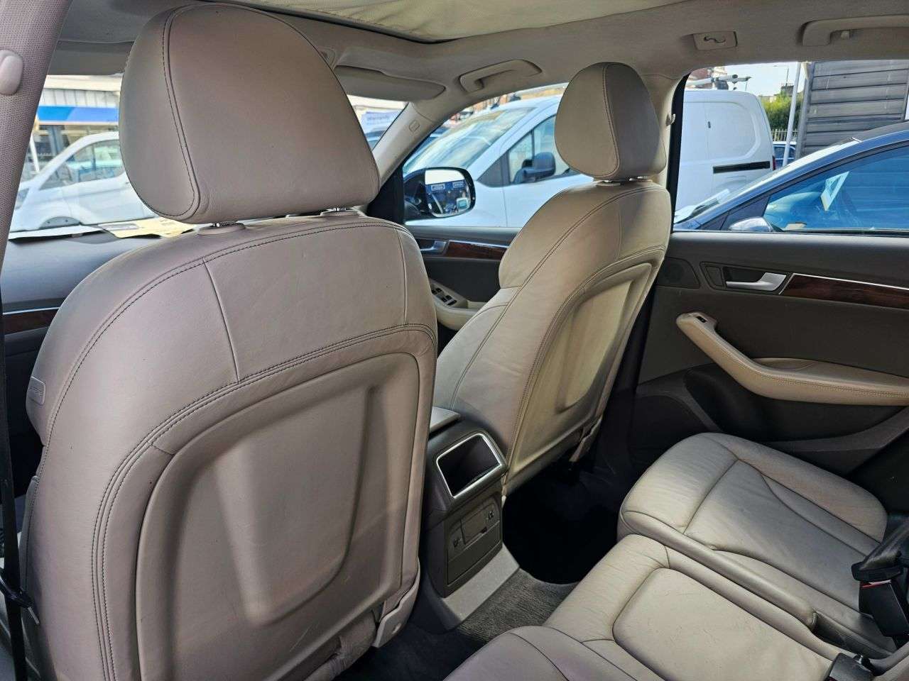 2009 AUDI Q5 2009 AUDI Q5