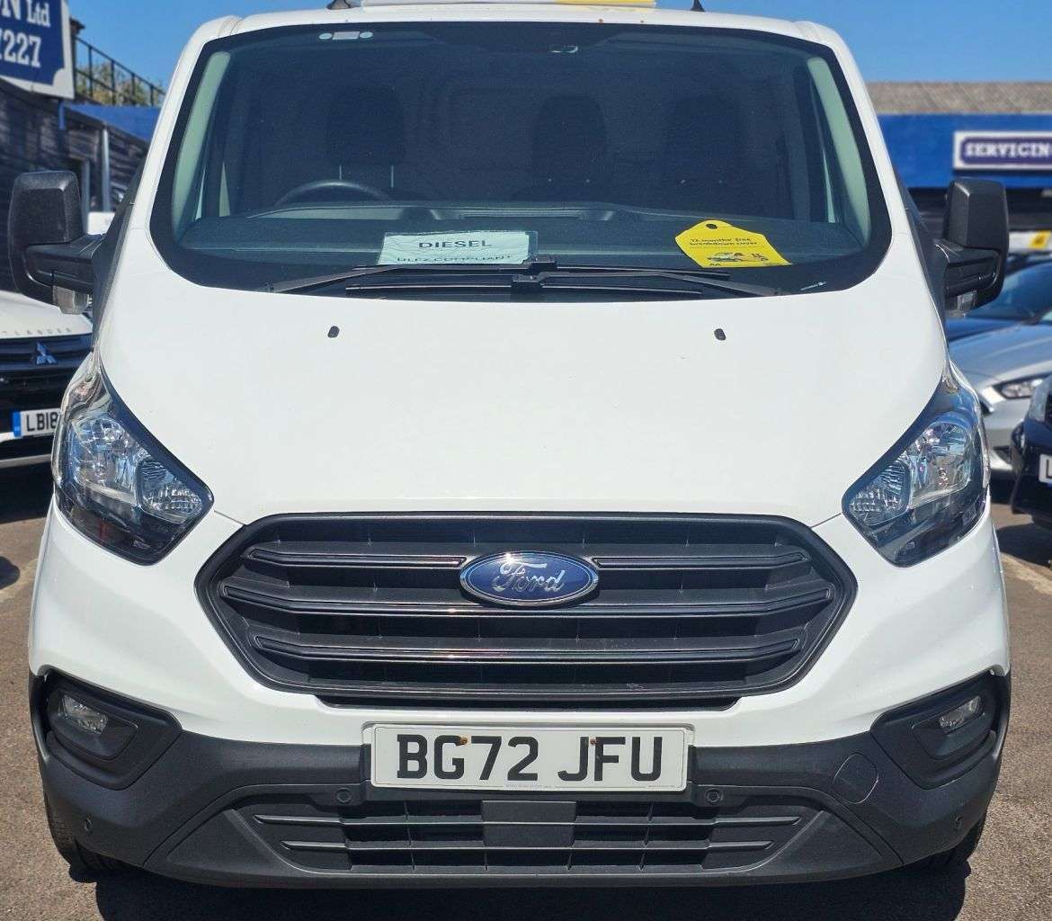 A 2022 FORD TRANSIT CUSTOM 2.0 300 EcoBlue Leader Panel Van 5dr Diesel Manual L1 H1 Euro 6 (s/s) (105 A 2022 FORD TRANSIT CUSTOM 2.0 300 EcoBlue Leader Panel Van 5dr Diesel Manual L1 H1 Euro 6 (s/s) (105