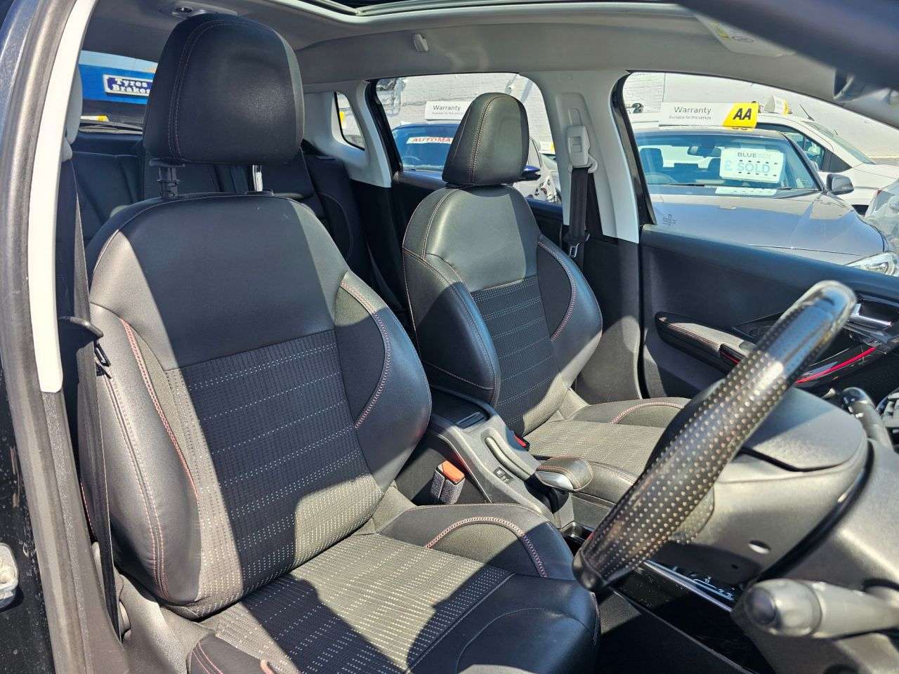 2019 PEUGEOT 2008 2019 PEUGEOT 2008