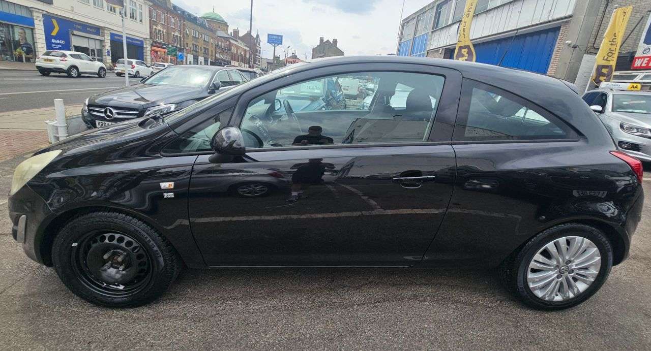 A 2011 VAUXHALL CORSA 1.2 16V Excite Hatchback 3dr Petrol Manual Euro 5 (A/C) (85 ps) GOOD FIRST A 2011 VAUXHALL CORSA 1.2 16V Excite Hatchback 3dr Petrol Manual Euro 5 (A/C) (85 ps) GOOD FIRST