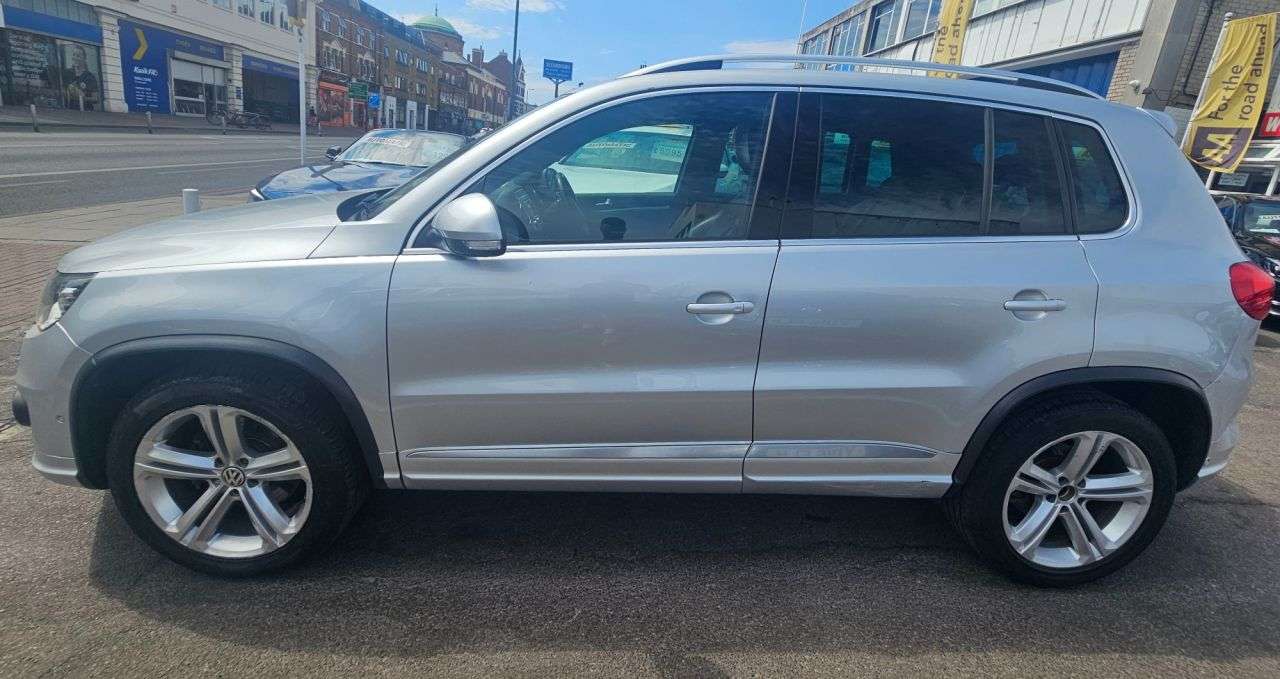 2015 VOLKSWAGEN TIGUAN 2015 VOLKSWAGEN TIGUAN