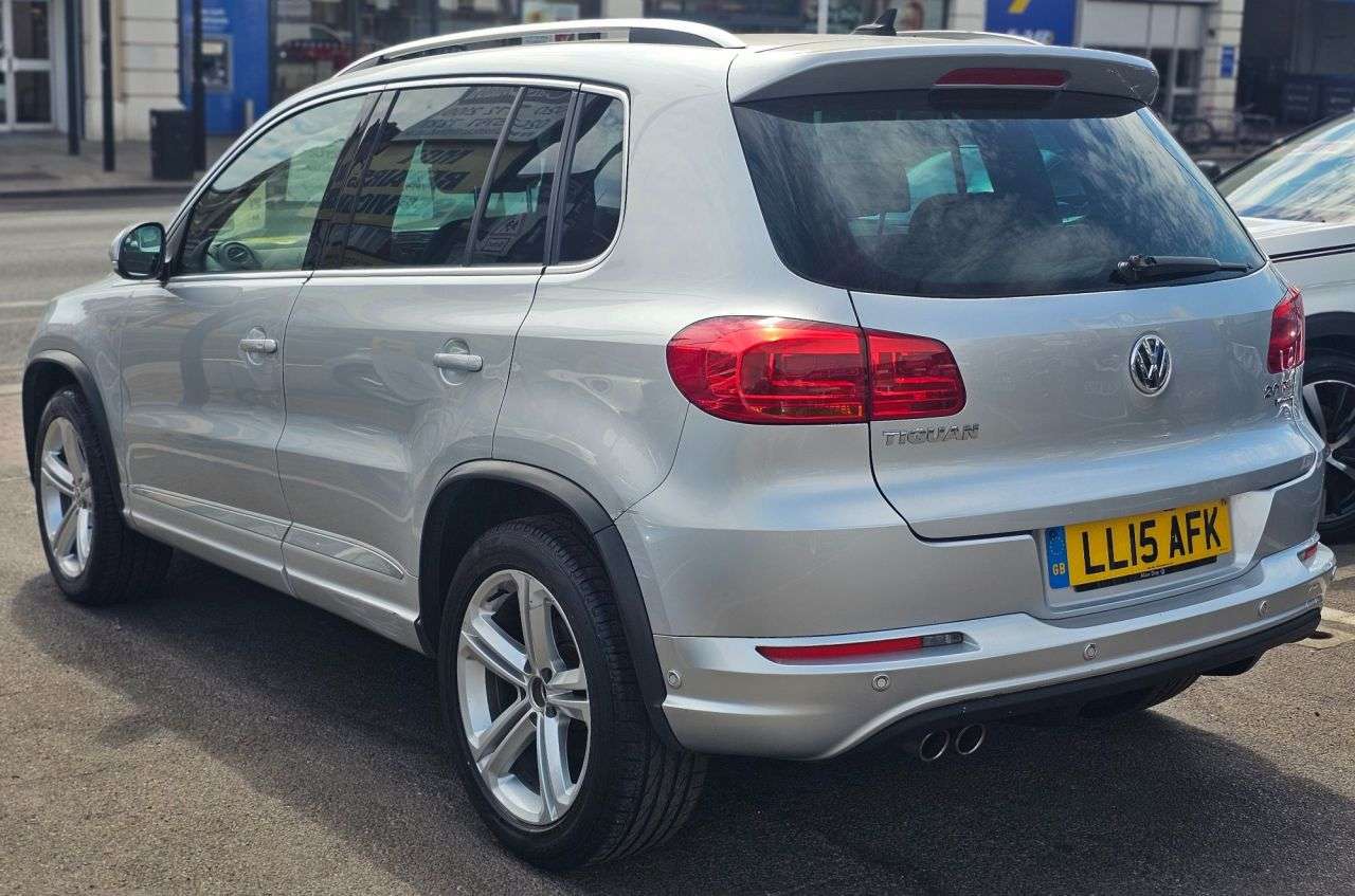 2015 VOLKSWAGEN TIGUAN 2015 VOLKSWAGEN TIGUAN