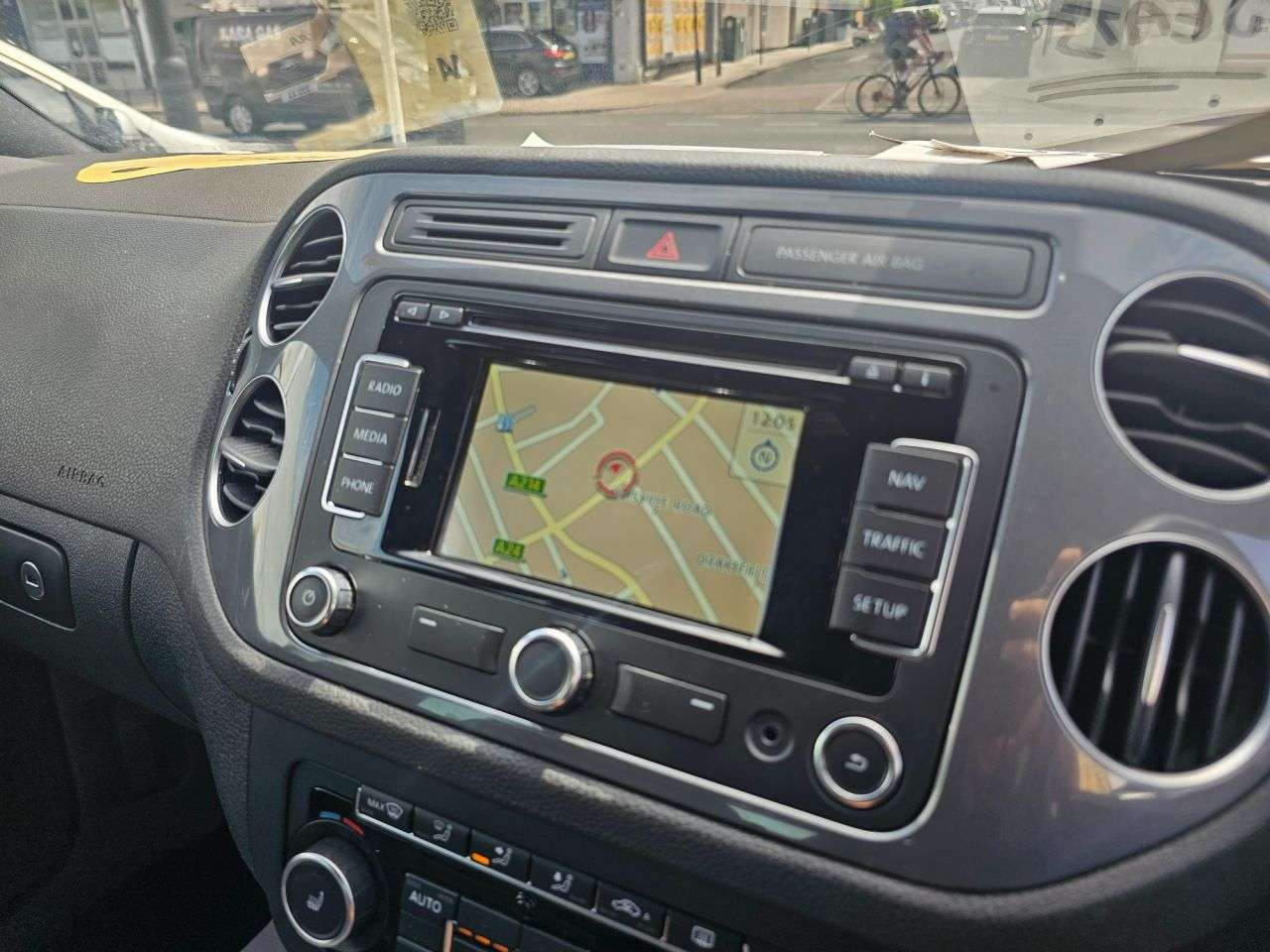 2015 VOLKSWAGEN TIGUAN 2015 VOLKSWAGEN TIGUAN