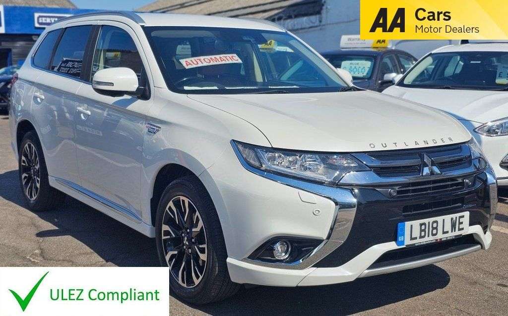 A 2018 MITSUBISHI OUTLANDER AUTOMATIC 2.0h 12kWh 5hs SUV 5dr Petrol Plug-in Hybrid CVT 4WD Euro 6 (s/s) A 2018 MITSUBISHI OUTLANDER AUTOMATIC 2.0h 12kWh 5hs SUV 5dr Petrol Plug-in Hybrid CVT 4WD Euro 6 (s/s)
