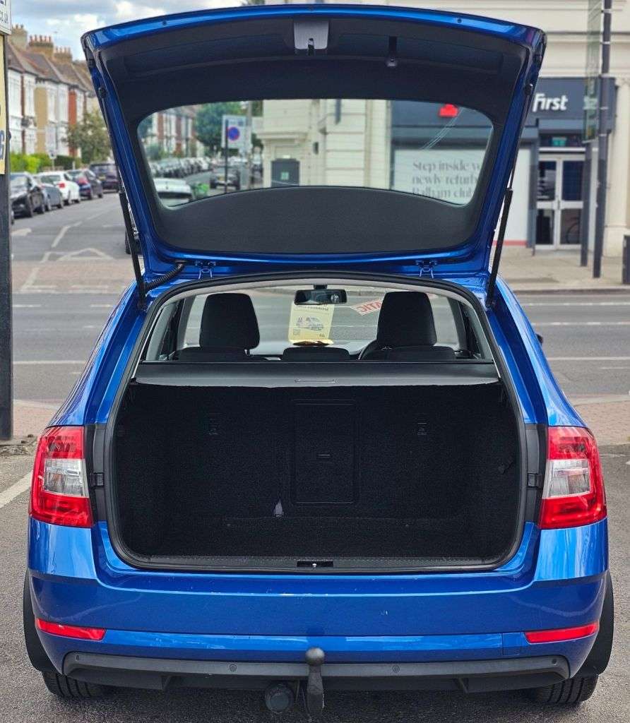2017 SKODA OCTAVIA 2017 SKODA OCTAVIA