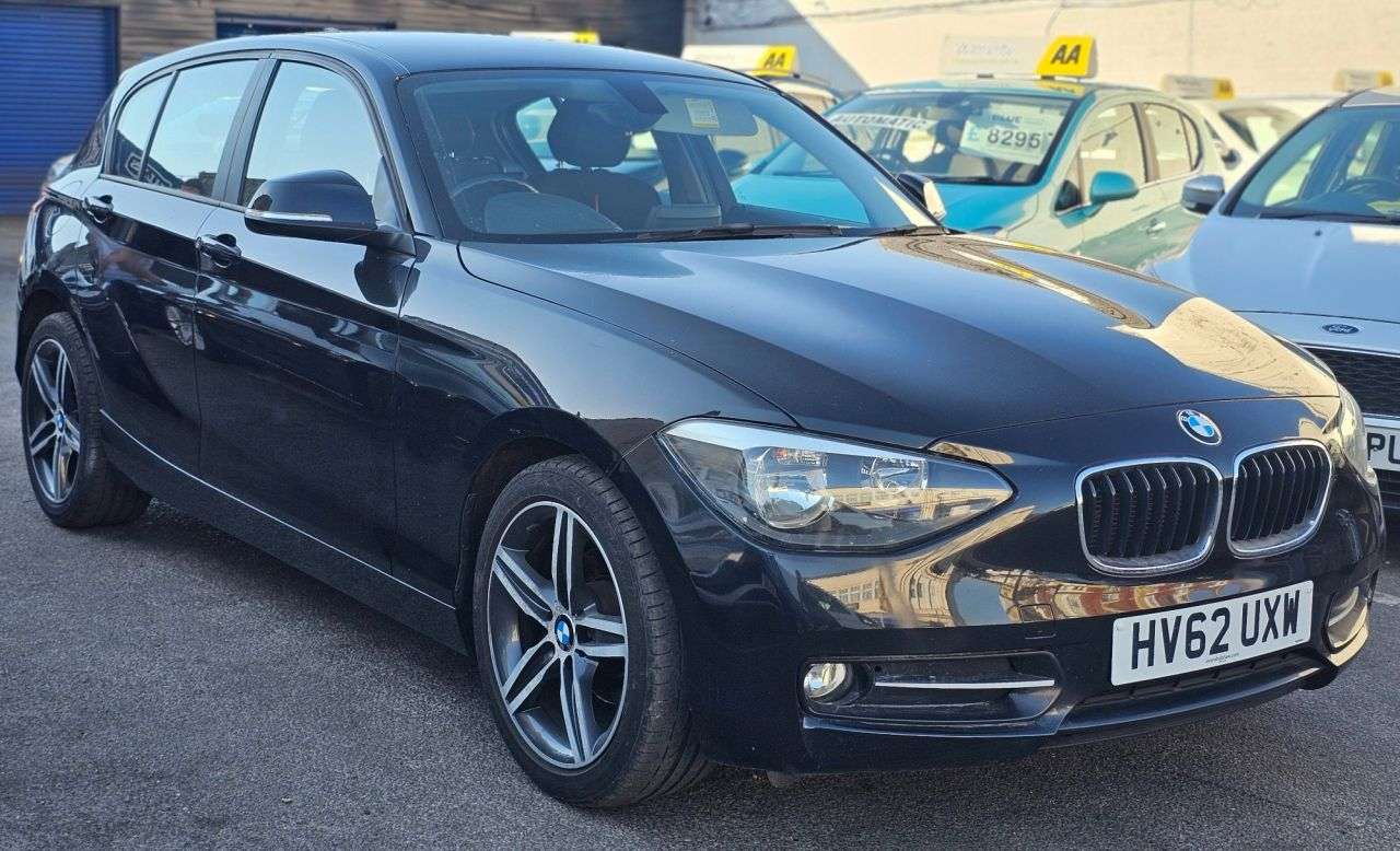 A 2012 BMW 1 SERIES 1.6 116i Sport Hatchback 5dr Petrol Manual Euro 5 (s/s) (136 ps) MOT 15/04/ A 2012 BMW 1 SERIES 1.6 116i Sport Hatchback 5dr Petrol Manual Euro 5 (s/s) (136 ps) MOT 15/04/
