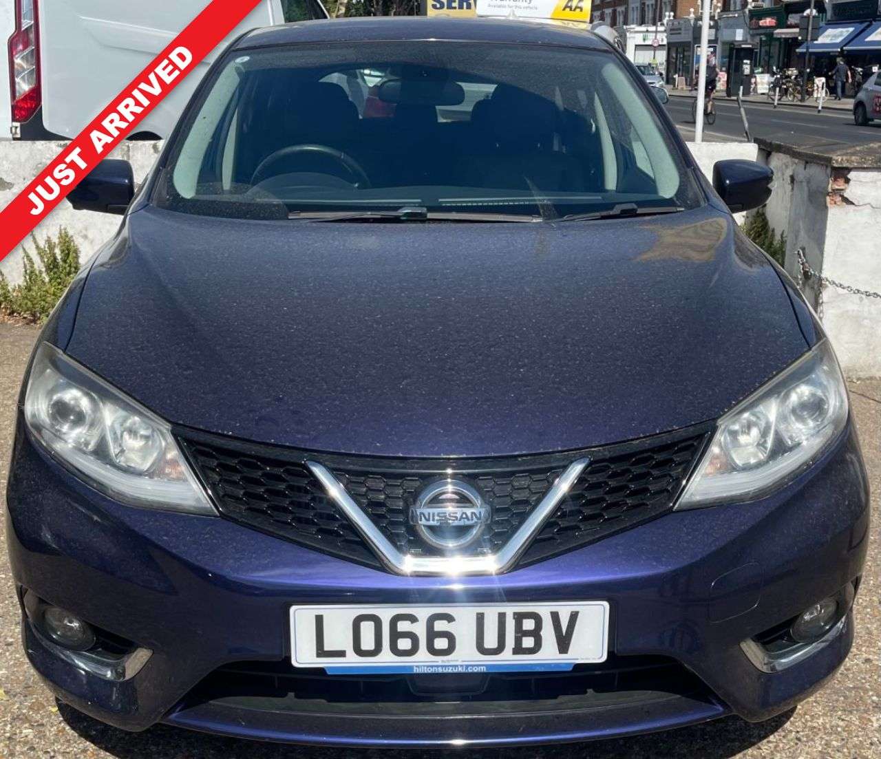 A 2016 NISSAN PULSAR AUTOMATIC 1.2 DIG-T Tekna Hatchback 5dr Petrol XTRON Euro 6 (s/s) (115 ps) A 2016 NISSAN PULSAR AUTOMATIC 1.2 DIG-T Tekna Hatchback 5dr Petrol XTRON Euro 6 (s/s) (115 ps)