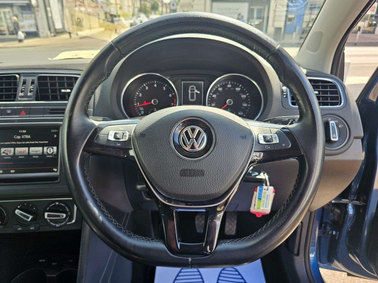 2015 VOLKSWAGEN POLO 2015 VOLKSWAGEN POLO