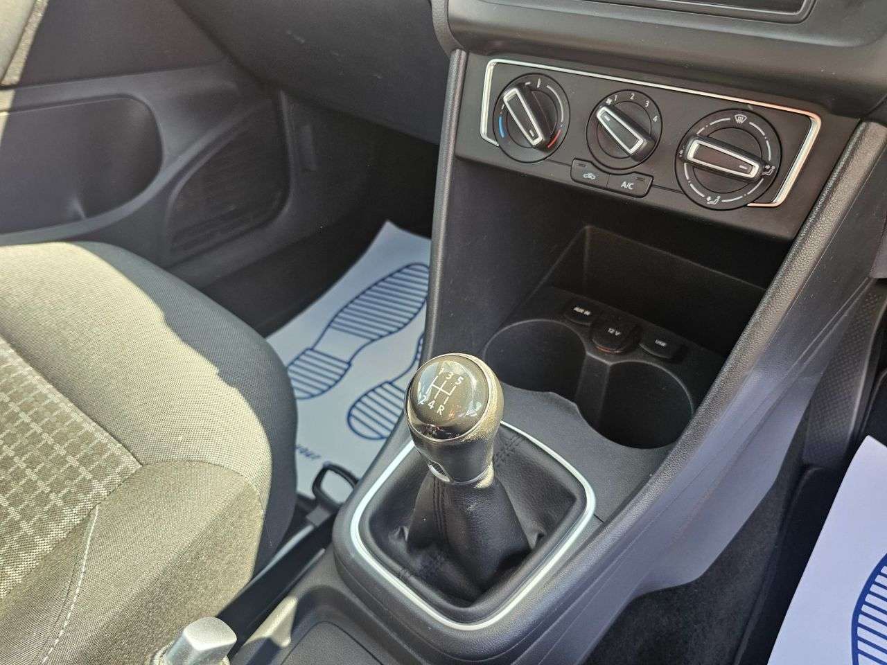 2015 VOLKSWAGEN POLO 2015 VOLKSWAGEN POLO