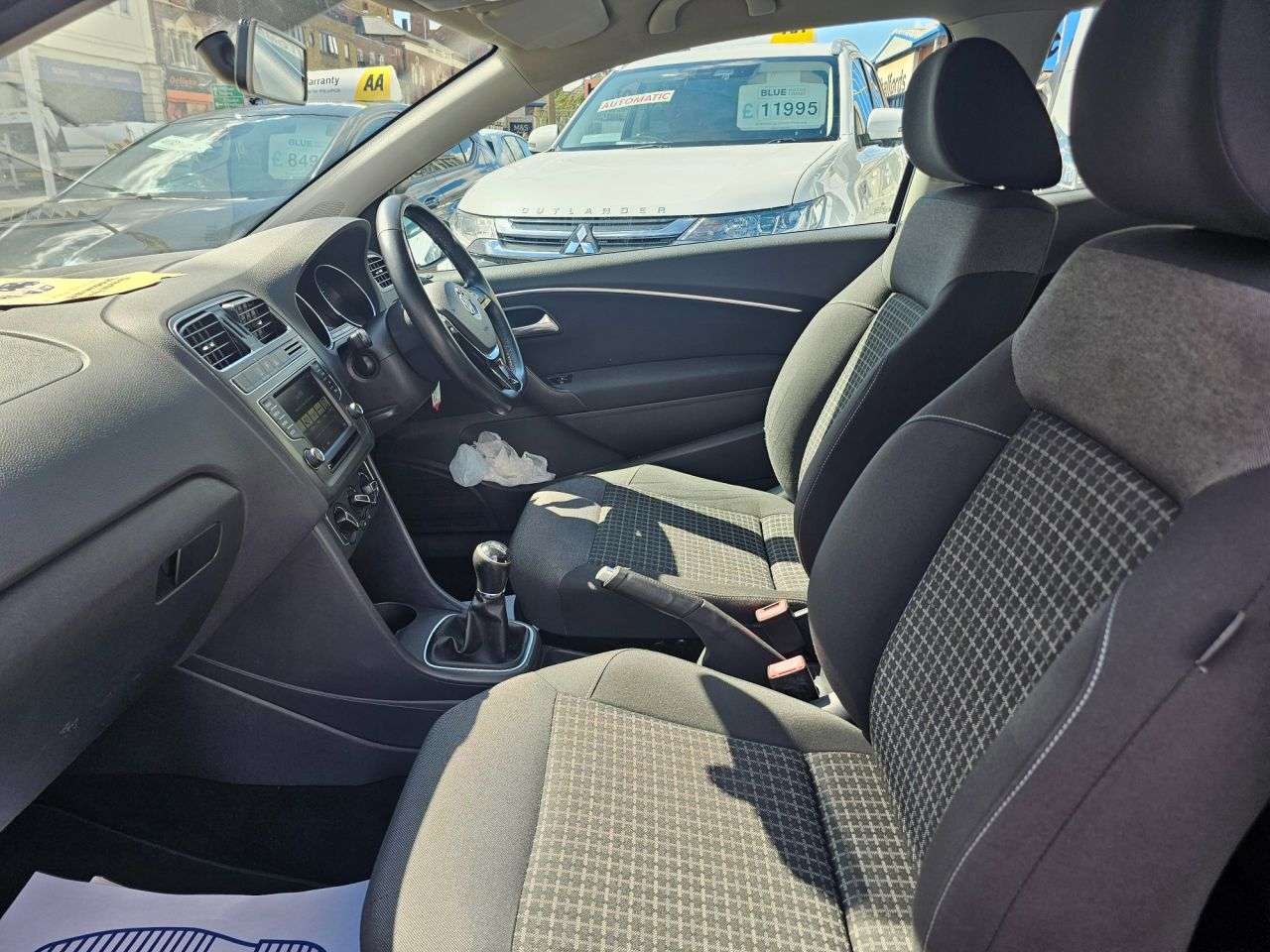 2015 VOLKSWAGEN POLO 2015 VOLKSWAGEN POLO