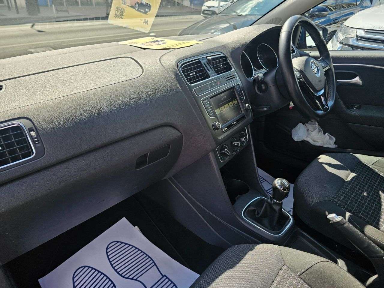 2015 VOLKSWAGEN POLO 2015 VOLKSWAGEN POLO