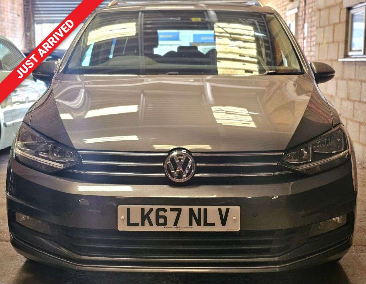 A 2017 VOLKSWAGEN TOURAN 7 SEATER AUTOMATIC 1.4 TSI SEL MPV 5dr Petrol DSG Euro 6 (s/s) (150 ps) GOO A 2017 VOLKSWAGEN TOURAN 7 SEATER AUTOMATIC 1.4 TSI SEL MPV 5dr Petrol DSG Euro 6 (s/s) (150 ps) GOO
