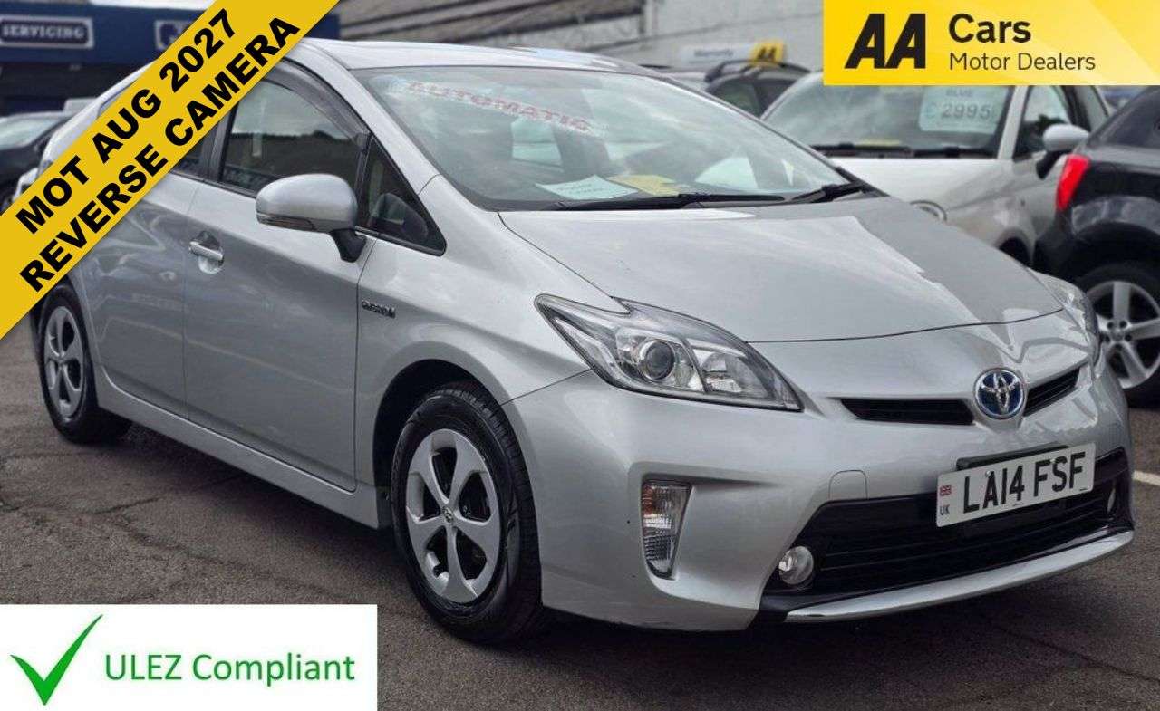A 2014 TOYOTA PRIUS AUTOMATIC 1.5 Saloon 4dr Petrol Hybrid CVT (120 g/km, 70 bhp) REVERSE CAMER A 2014 TOYOTA PRIUS AUTOMATIC 1.5 Saloon 4dr Petrol Hybrid CVT (120 g/km, 70 bhp) REVERSE CAMER