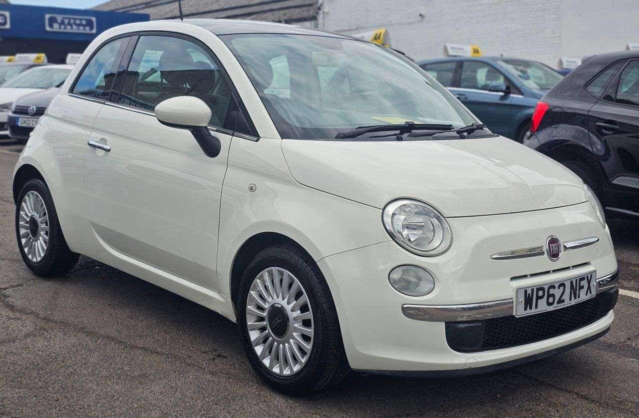 A 2012 FIAT 500 1.2 Lounge Hatchback 3dr Petrol Manual Euro 4 (69 bhp) £35 ROAD TAX A YEAR, A 2012 FIAT 500 1.2 Lounge Hatchback 3dr Petrol Manual Euro 4 (69 bhp) £35 ROAD TAX A YEAR,