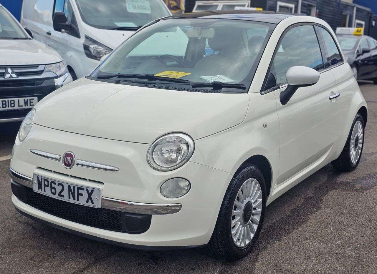 A 2012 FIAT 500 1.2 Lounge Hatchback 3dr Petrol Manual Euro 4 (69 bhp) £35 ROAD TAX A YEAR, A 2012 FIAT 500 1.2 Lounge Hatchback 3dr Petrol Manual Euro 4 (69 bhp) £35 ROAD TAX A YEAR,