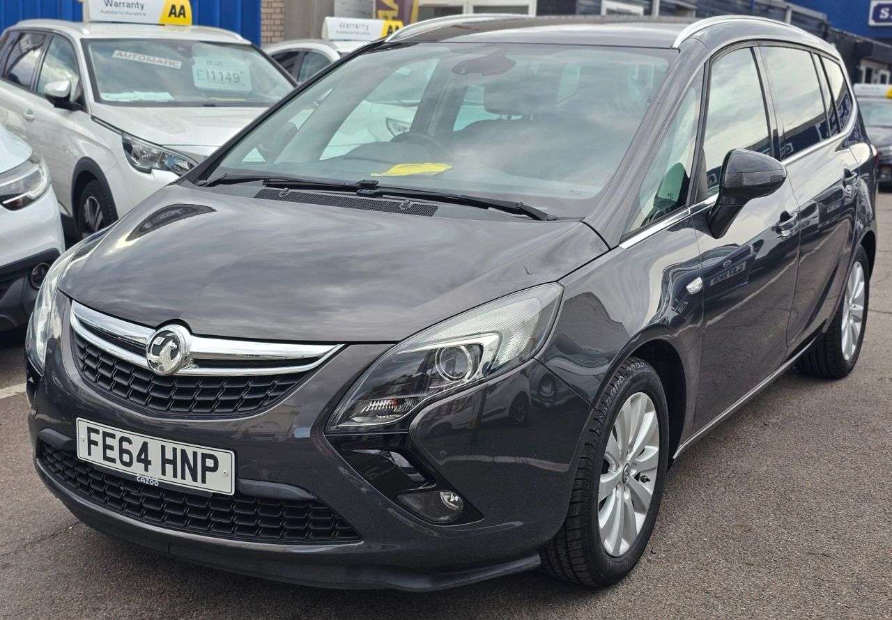 A 2014 VAUXHALL ZAFIRA TOURER 7 SEATER 1.4T 16V SE MPV 5dr Petrol Manual Euro 5 (140 ps) ISOFIX, HALF LEA A 2014 VAUXHALL ZAFIRA TOURER 7 SEATER 1.4T 16V SE MPV 5dr Petrol Manual Euro 5 (140 ps) ISOFIX, HALF LEA