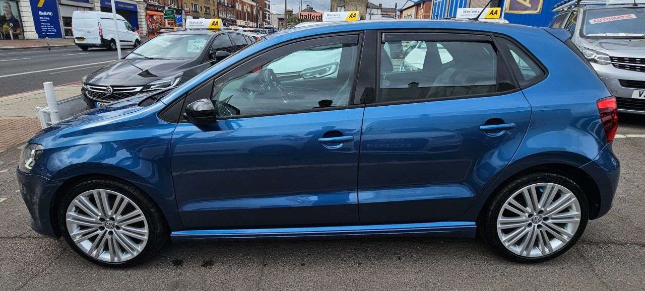 2017 VOLKSWAGEN POLO 2017 VOLKSWAGEN POLO
