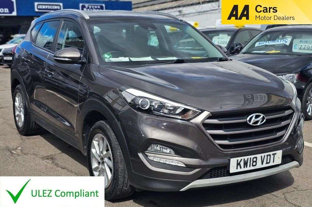 A 2018 HYUNDAI TUCSON 1.6 GDi Blue Drive SE Nav SUV 5dr Petrol Manual Euro 6 (s/s) (132 ps) REAR A 2018 HYUNDAI TUCSON 1.6 GDi Blue Drive SE Nav SUV 5dr Petrol Manual Euro 6 (s/s) (132 ps) REAR