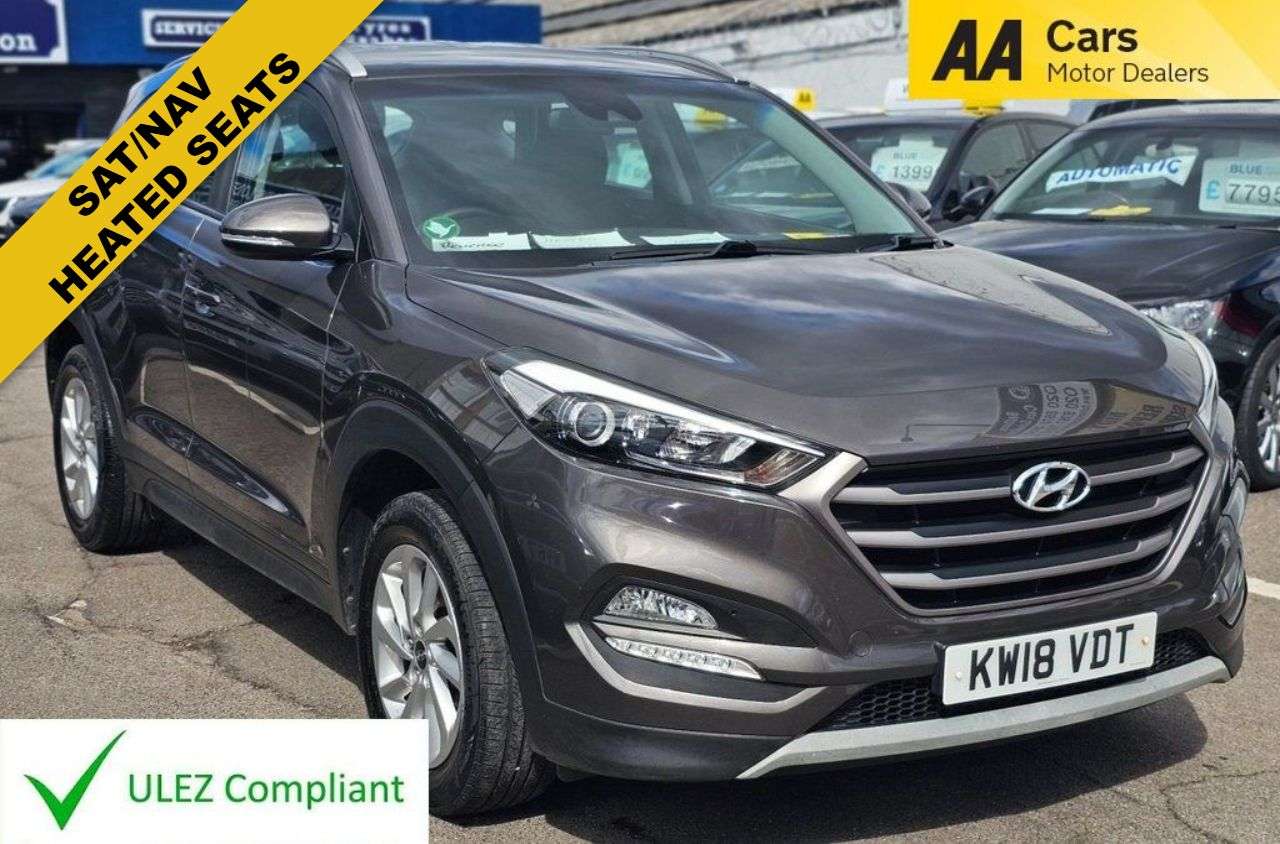 A 2018 HYUNDAI TUCSON 1.6 GDi Blue Drive SE Nav SUV 5dr Petrol Manual Euro 6 (s/s) (132 ps) REAR A 2018 HYUNDAI TUCSON 1.6 GDi Blue Drive SE Nav SUV 5dr Petrol Manual Euro 6 (s/s) (132 ps) REAR