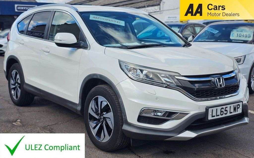 A 2015 HONDA CR-V AUTOMATIC 2.0 i-VTEC SR SUV 5dr Petrol Auto 4WD Euro 6 (155 ps) FULL SERVIC A 2015 HONDA CR-V AUTOMATIC 2.0 i-VTEC SR SUV 5dr Petrol Auto 4WD Euro 6 (155 ps) FULL SERVIC