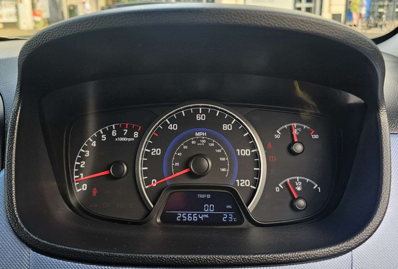 2014 HYUNDAI I10 2014 HYUNDAI I10