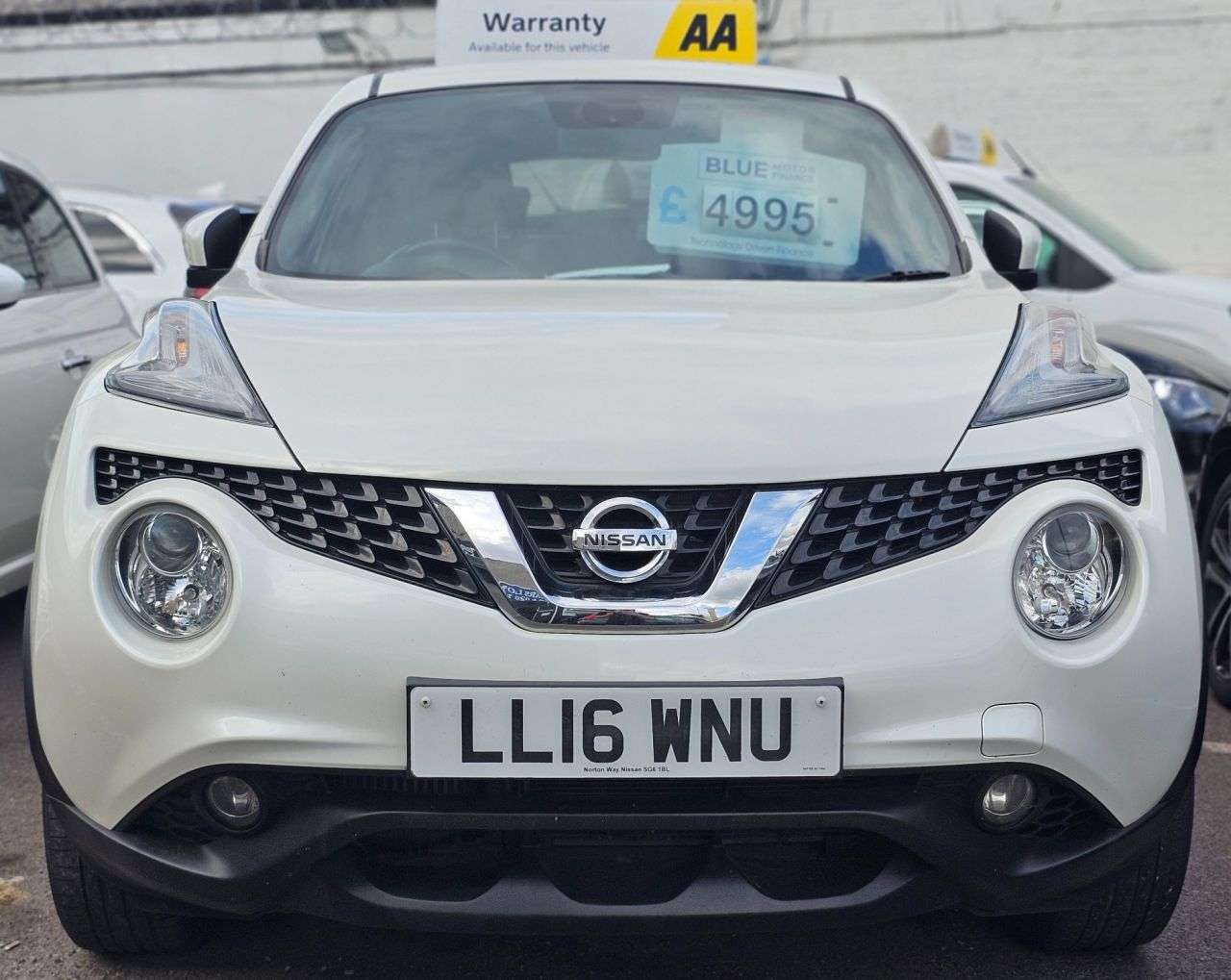A 2016 NISSAN JUKE 1.2 DIG-T N-Connecta SUV 5dr Petrol Manual Euro 6 (s/s) (115 ps) ISOFIX, CL A 2016 NISSAN JUKE 1.2 DIG-T N-Connecta SUV 5dr Petrol Manual Euro 6 (s/s) (115 ps) ISOFIX, CL