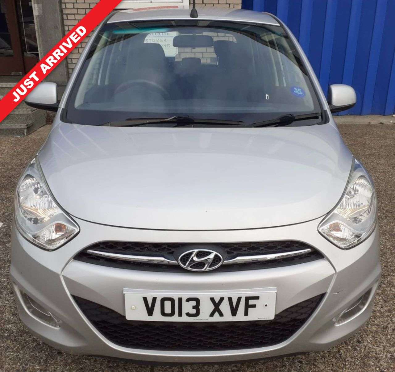 A 2013 HYUNDAI I10 AUTOMATIC 1.2 Active Hatchback 5dr Petrol Euro 5 (85 bhp) GOOD FIRST CAR,MO A 2013 HYUNDAI I10 AUTOMATIC 1.2 Active Hatchback 5dr Petrol Euro 5 (85 bhp) GOOD FIRST CAR,MO