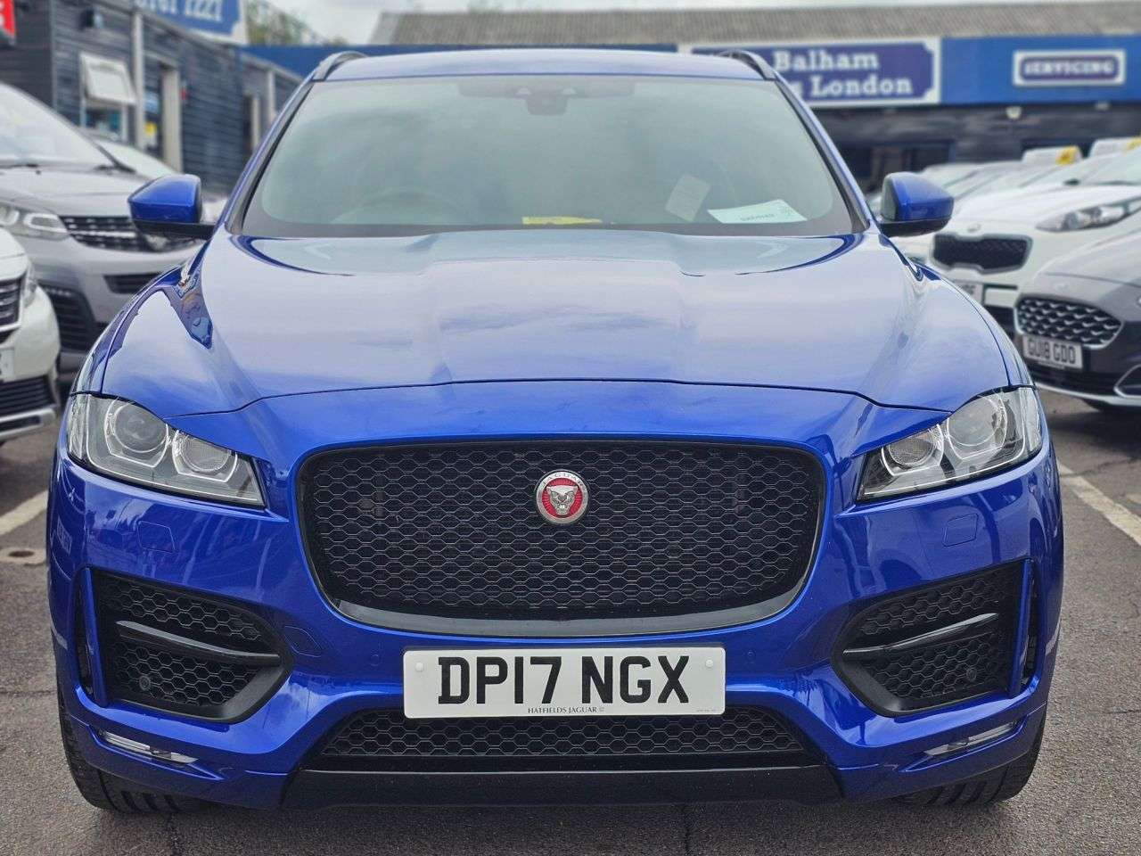 A 2017 JAGUAR F-PACE AUTOMATIC 2.0 P250i R-Sport SUV 5dr Petrol AWD Euro 6 (s/s) (250 ps) FULL L A 2017 JAGUAR F-PACE AUTOMATIC 2.0 P250i R-Sport SUV 5dr Petrol AWD Euro 6 (s/s) (250 ps) FULL L