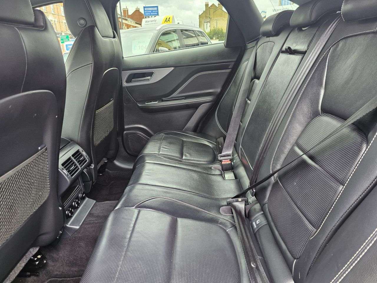 2017 JAGUAR F-PACE 2017 JAGUAR F-PACE