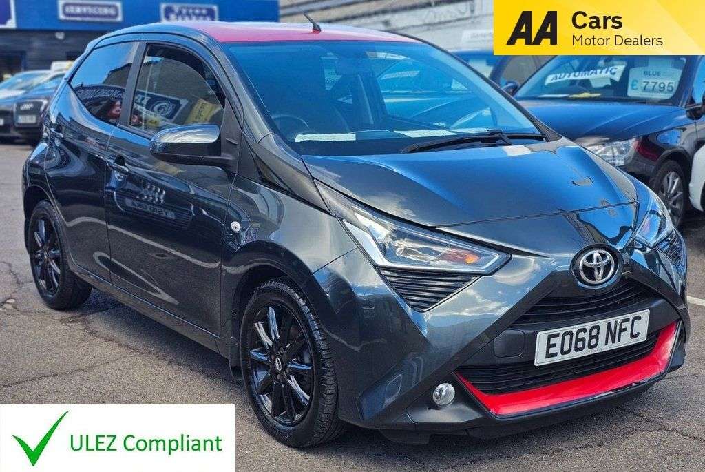 A 2018 TOYOTA AYGO AUTOMATIC 1.0 VVT-i x-press Hatchback 5dr Petrol x-shift Euro 6 (71 ps) REA A 2018 TOYOTA AYGO AUTOMATIC 1.0 VVT-i x-press Hatchback 5dr Petrol x-shift Euro 6 (71 ps) REA