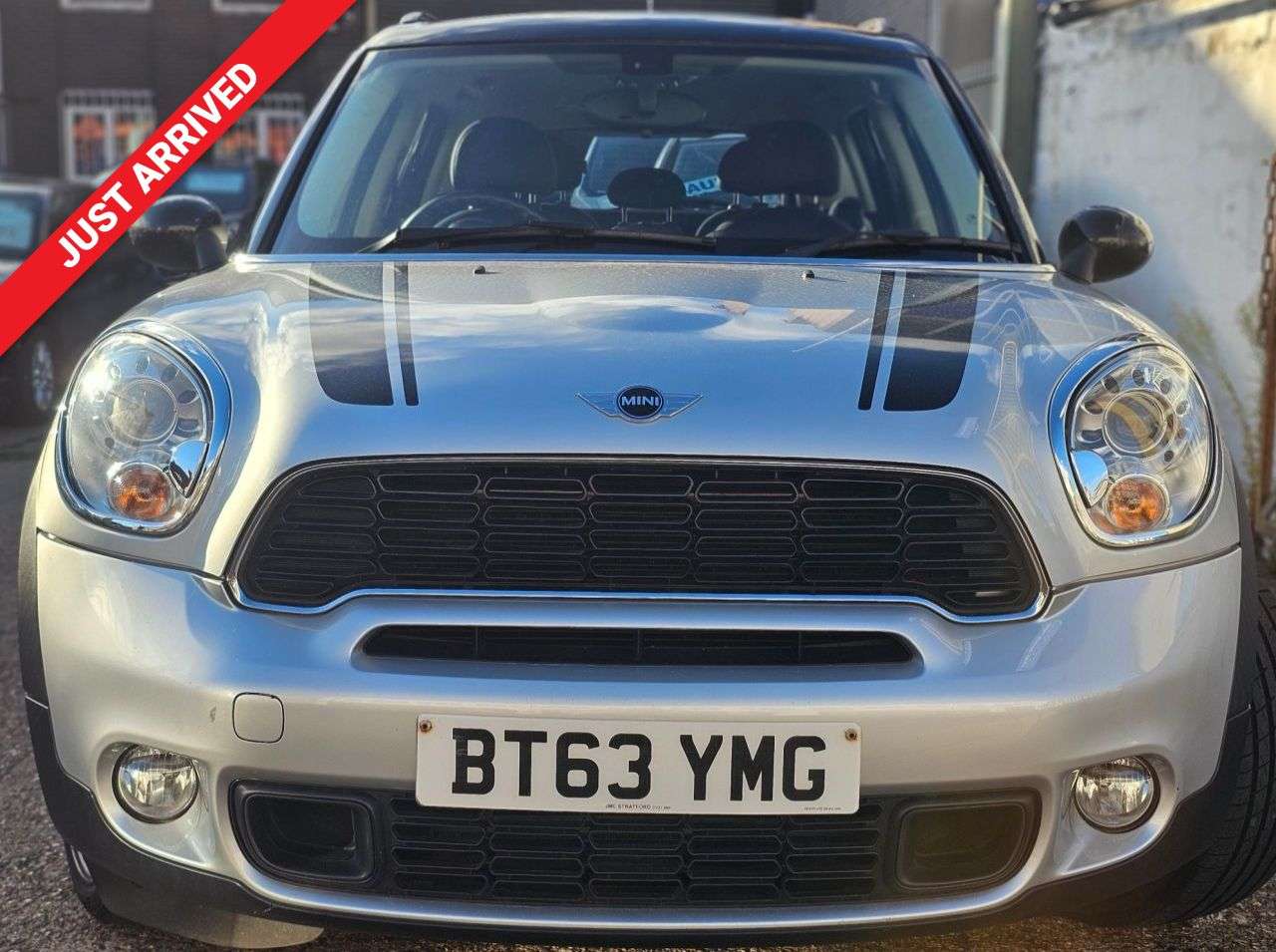 A 2014 MINI COUNTRYMAN AUTOMATIC 1.6 Cooper S SUV 5dr Petrol ALL4 Euro 5 (184 ps) NEW STOCK DUE IN A 2014 MINI COUNTRYMAN AUTOMATIC 1.6 Cooper S SUV 5dr Petrol ALL4 Euro 5 (184 ps) NEW STOCK DUE IN