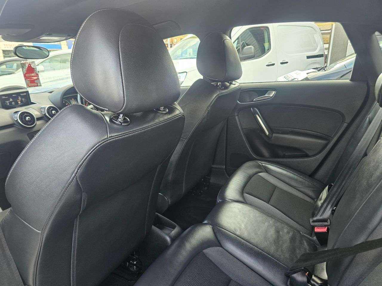 2014 AUDI A1 2014 AUDI A1