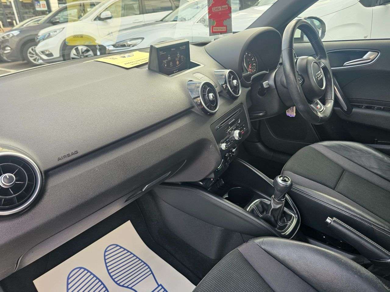 2014 AUDI A1 2014 AUDI A1