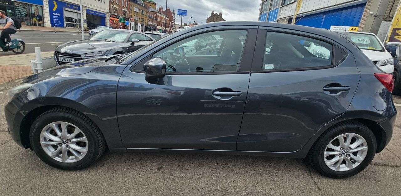 A 2017 MAZDA MAZDA2 AUTOMATIC 1.5 SKYACTIV-G SE-L Hatchback 5dr Petrol Euro 6 (s/s) (90 ps) FRO A 2017 MAZDA MAZDA2 AUTOMATIC 1.5 SKYACTIV-G SE-L Hatchback 5dr Petrol Euro 6 (s/s) (90 ps) FRO
