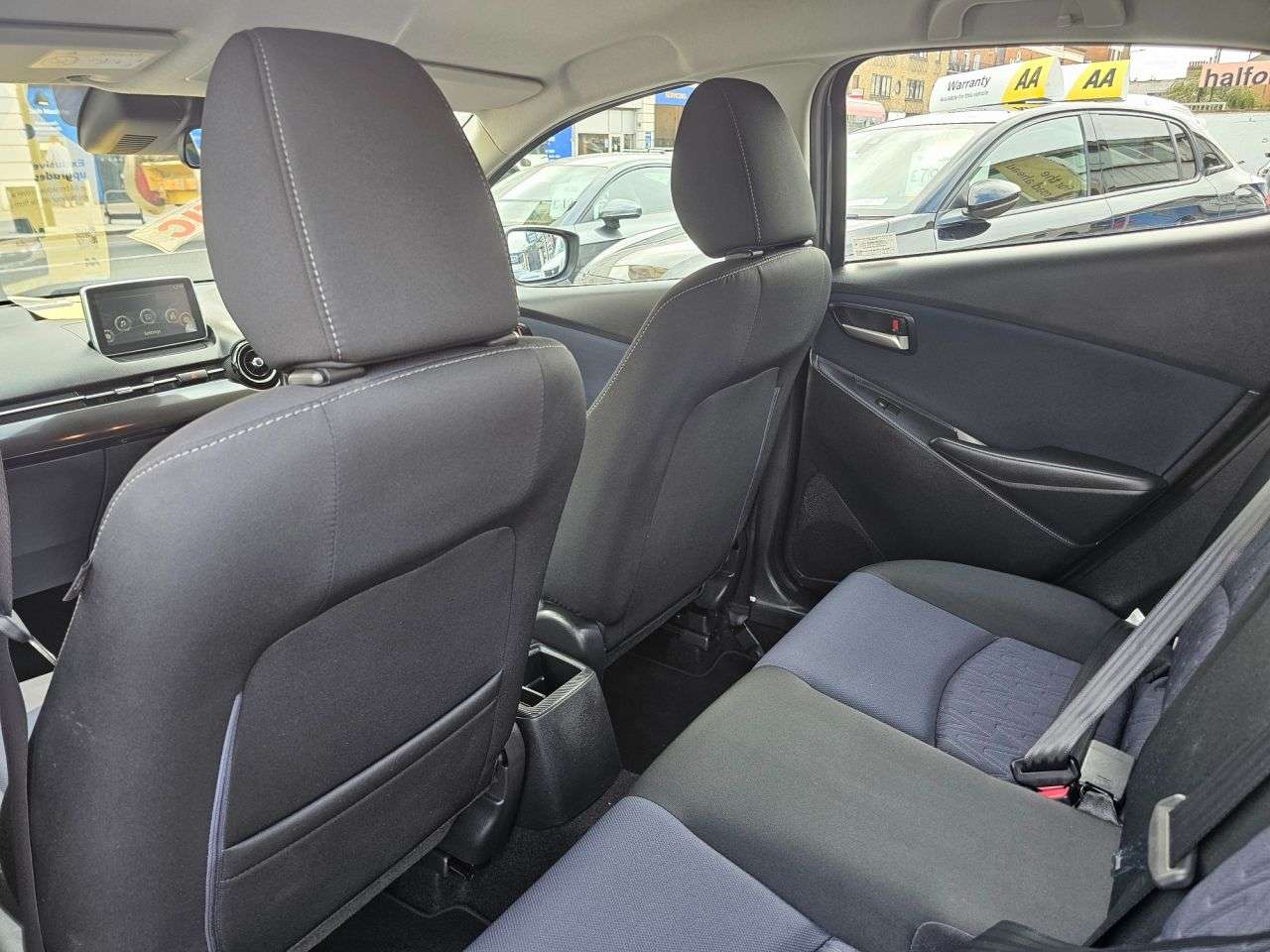 2017 MAZDA MAZDA2 2017 MAZDA MAZDA2