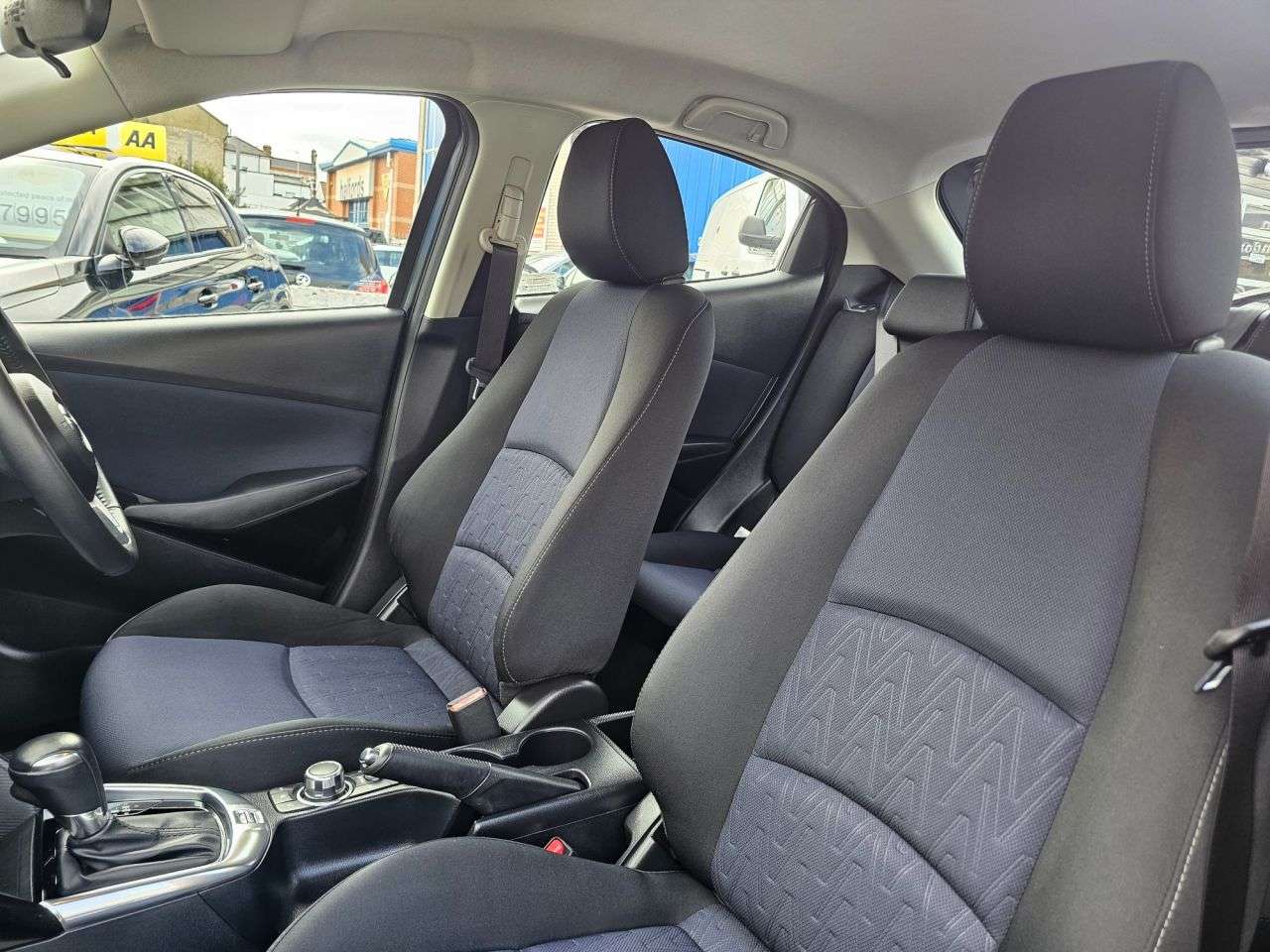 2017 MAZDA MAZDA2 2017 MAZDA MAZDA2