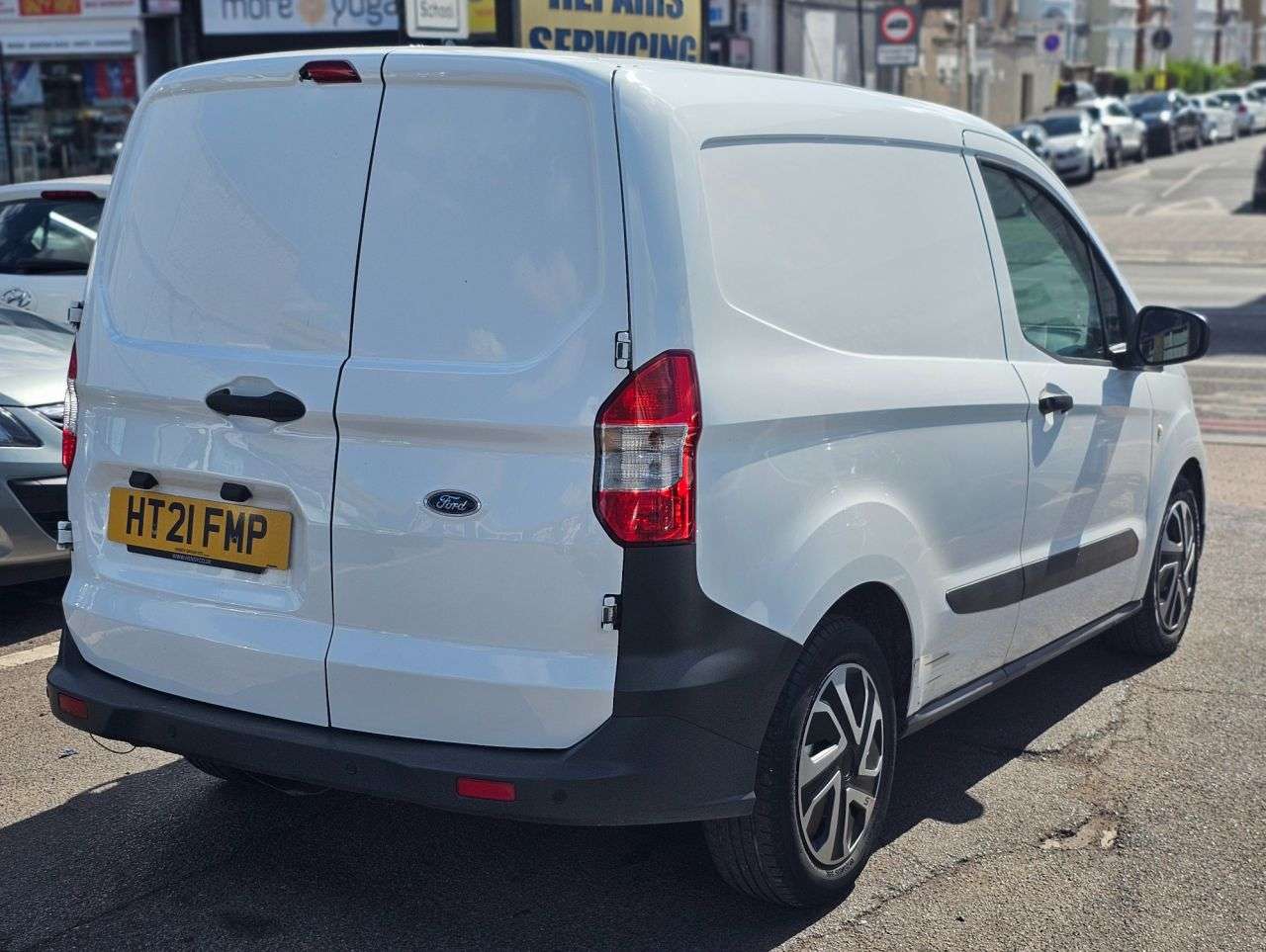 2021 FORD TRANSIT COURIER 2021 FORD TRANSIT COURIER