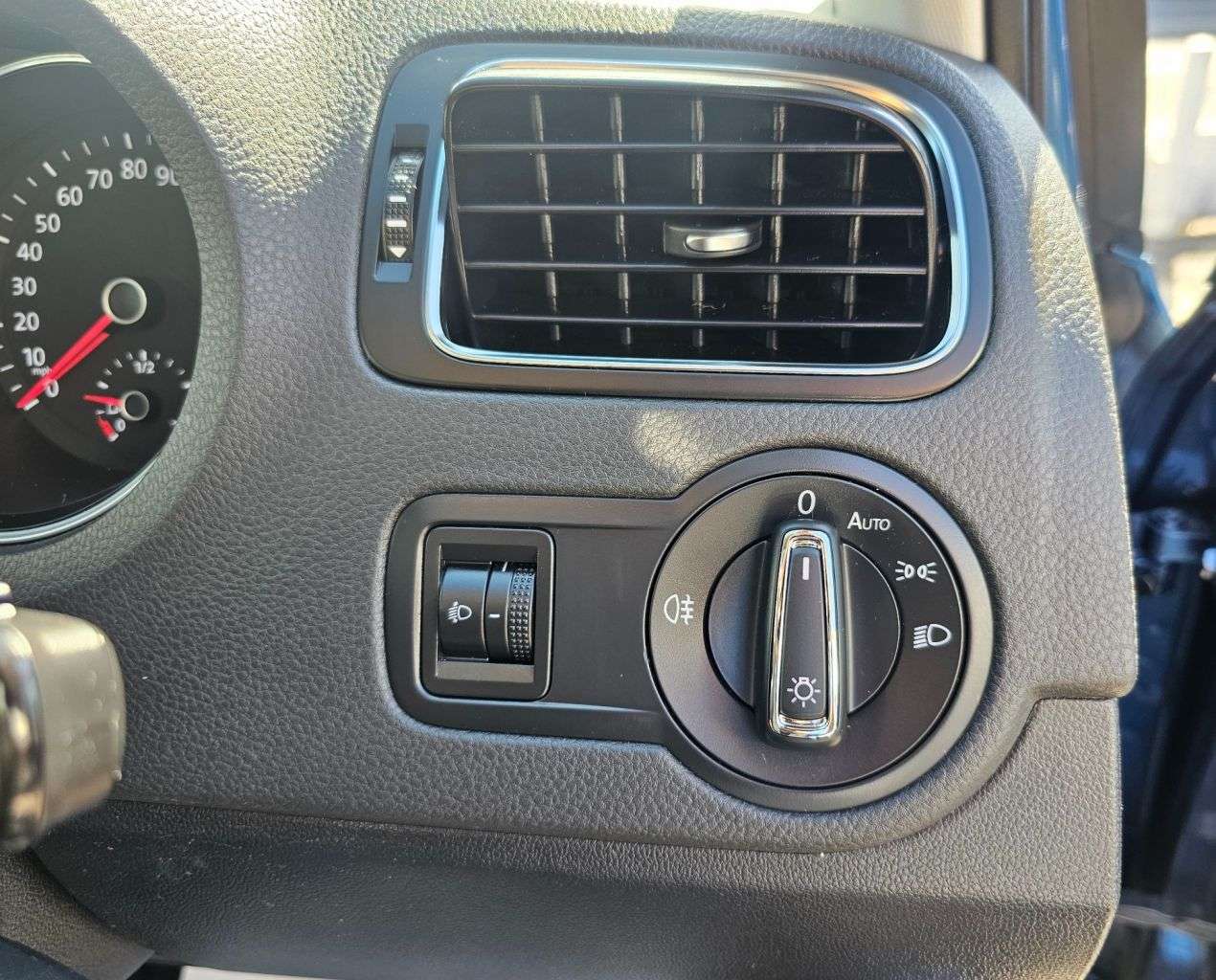 2014 VOLKSWAGEN POLO 2014 VOLKSWAGEN POLO