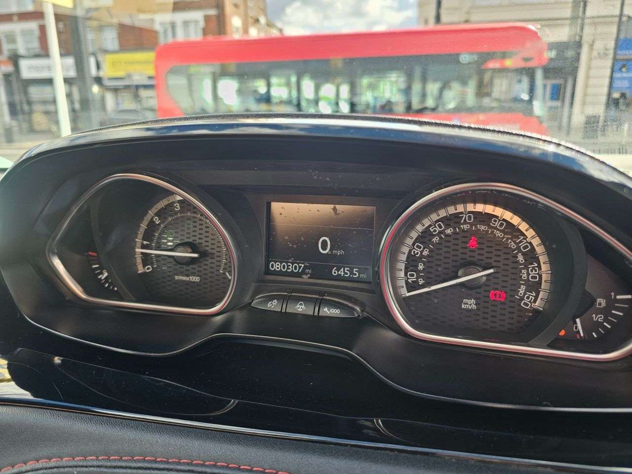 2015 PEUGEOT 208 2015 PEUGEOT 208