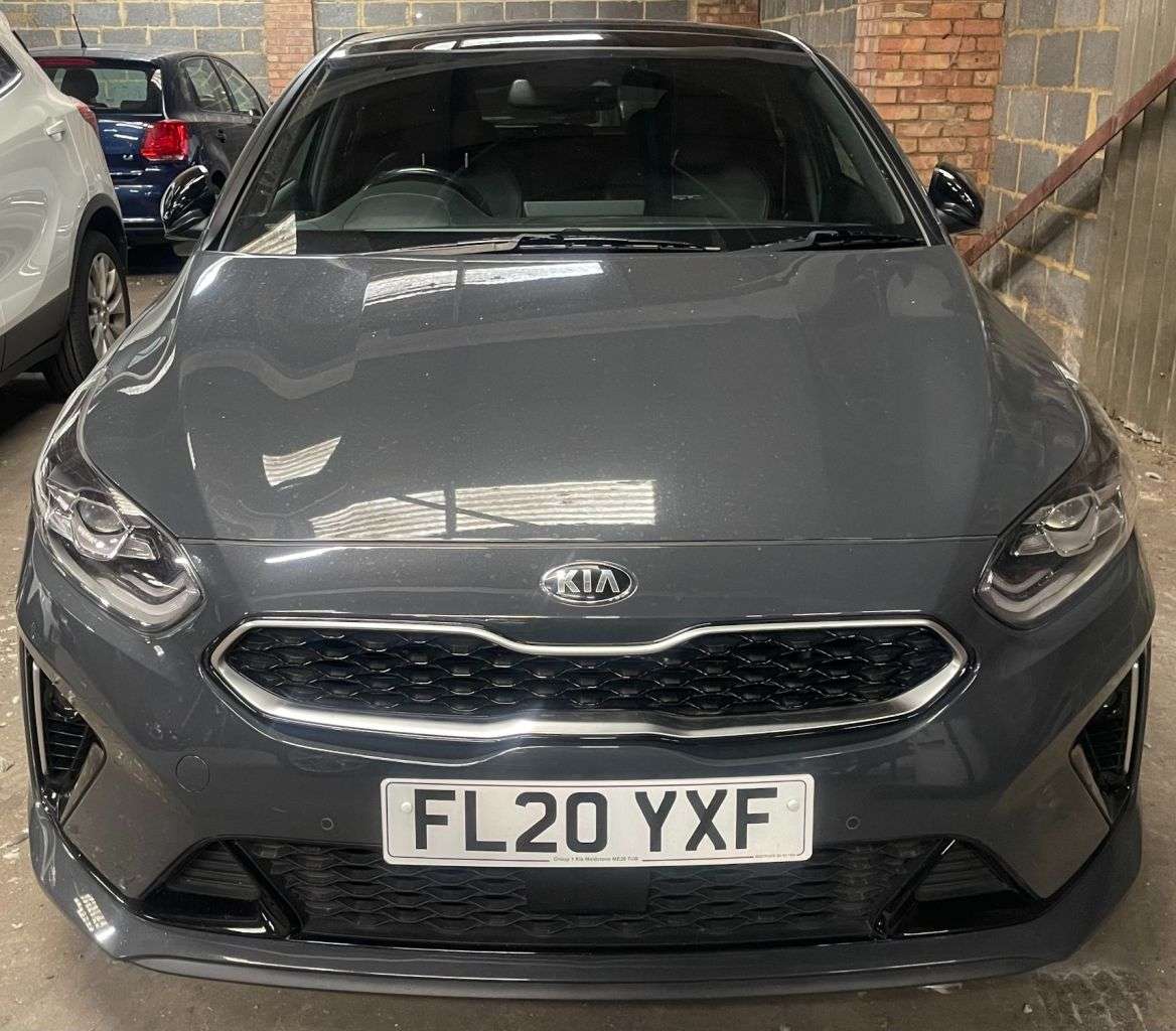 A 2020 KIA PROCEED AUTOMATIC 1.4 T-GDi GT-Line S Shooting Brake 5dr Petrol DCT Euro 6 (s/s) (1 A 2020 KIA PROCEED AUTOMATIC 1.4 T-GDi GT-Line S Shooting Brake 5dr Petrol DCT Euro 6 (s/s) (1