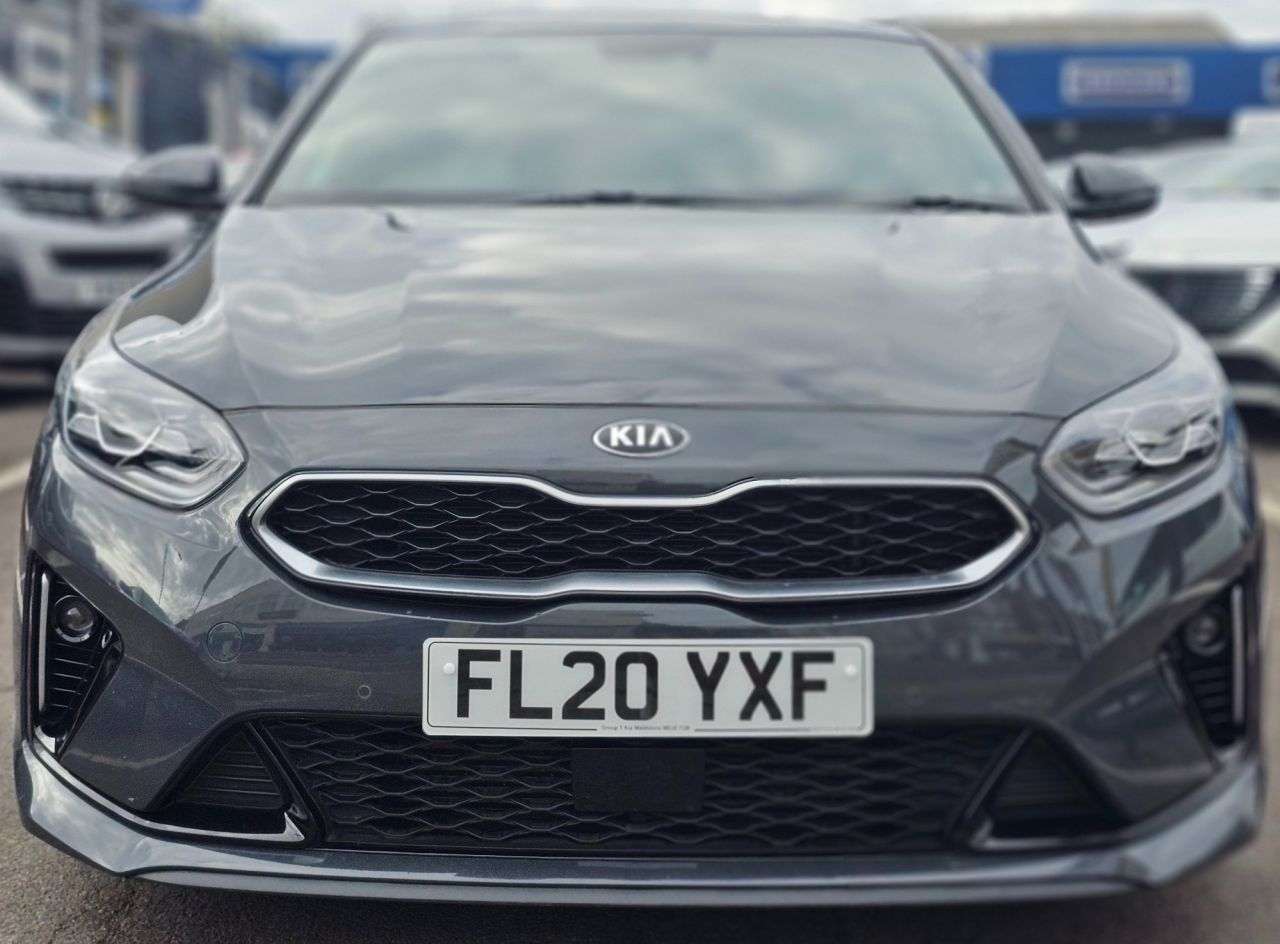A 2020 KIA PROCEED AUTOMATIC 1.4 T-GDi GT-Line S Shooting Brake 5dr Petrol DCT Euro 6 (s/s) (1 A 2020 KIA PROCEED AUTOMATIC 1.4 T-GDi GT-Line S Shooting Brake 5dr Petrol DCT Euro 6 (s/s) (1