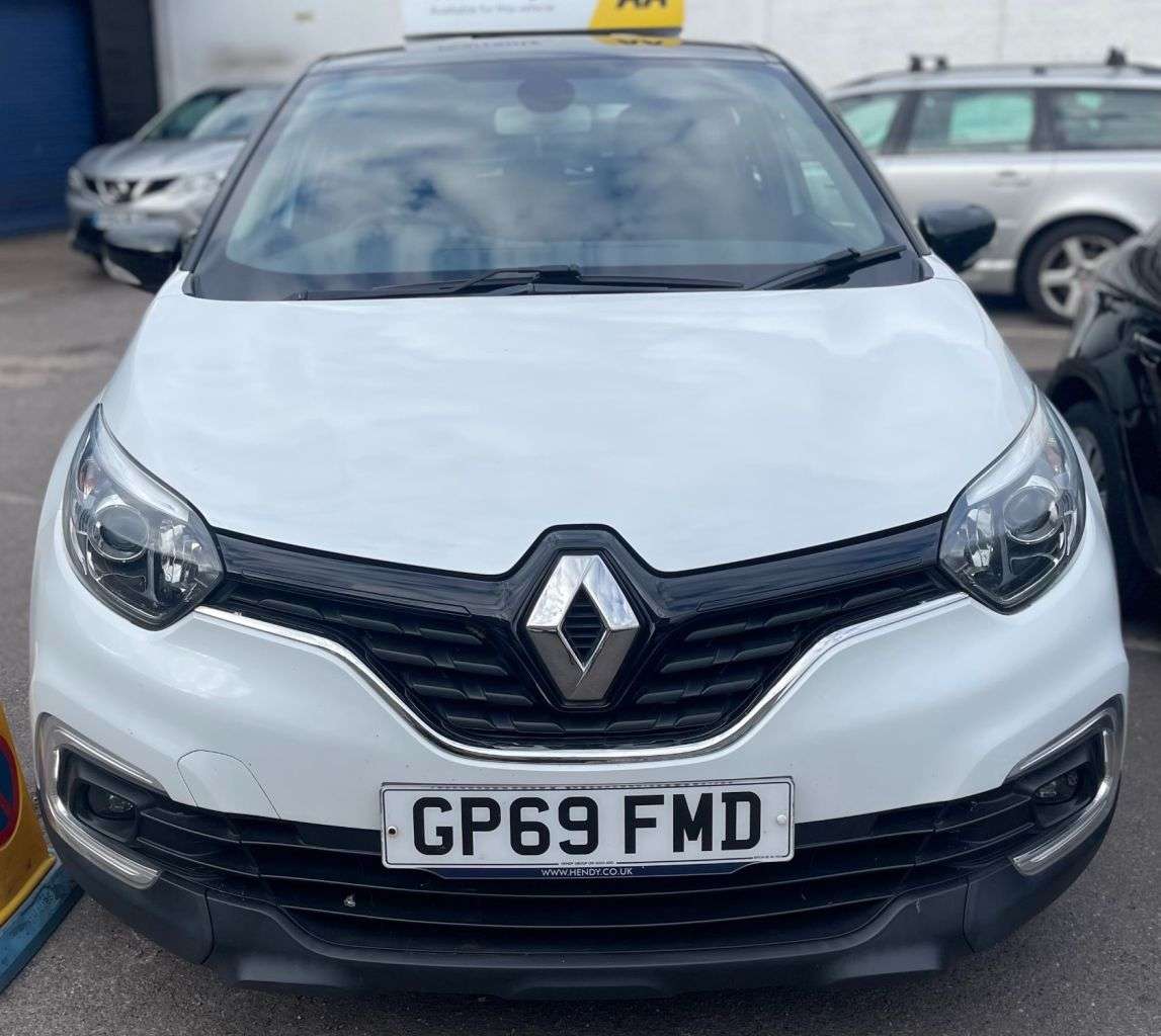 A 2020 RENAULT CAPTUR 0.9 TCe ENERGY Play SUV 5dr Petrol Manual Euro 6 (s/s) (90 ps) CRUISE CONTR A 2020 RENAULT CAPTUR 0.9 TCe ENERGY Play SUV 5dr Petrol Manual Euro 6 (s/s) (90 ps) CRUISE CONTR