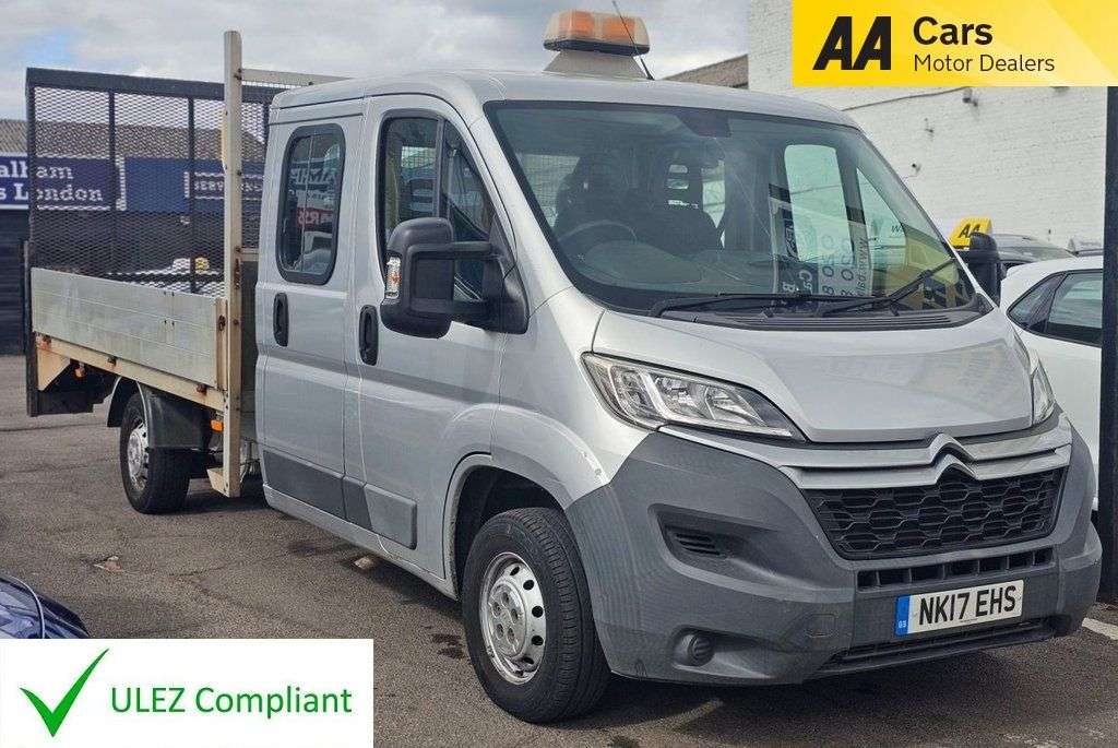 A 2017 CITROEN RELAY 2.0 BlueHDi 35 Chassis Double Cab 4dr Diesel Manual L3 Euro 6 (130 ps) 3 MA A 2017 CITROEN RELAY 2.0 BlueHDi 35 Chassis Double Cab 4dr Diesel Manual L3 Euro 6 (130 ps) 3 MA