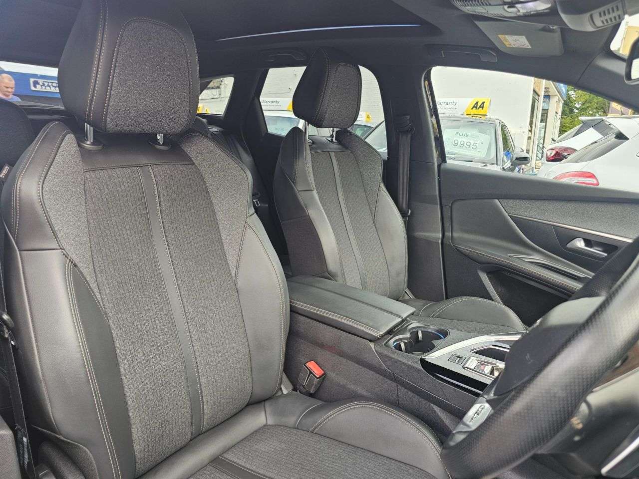 2020 PEUGEOT 3008 2020 PEUGEOT 3008