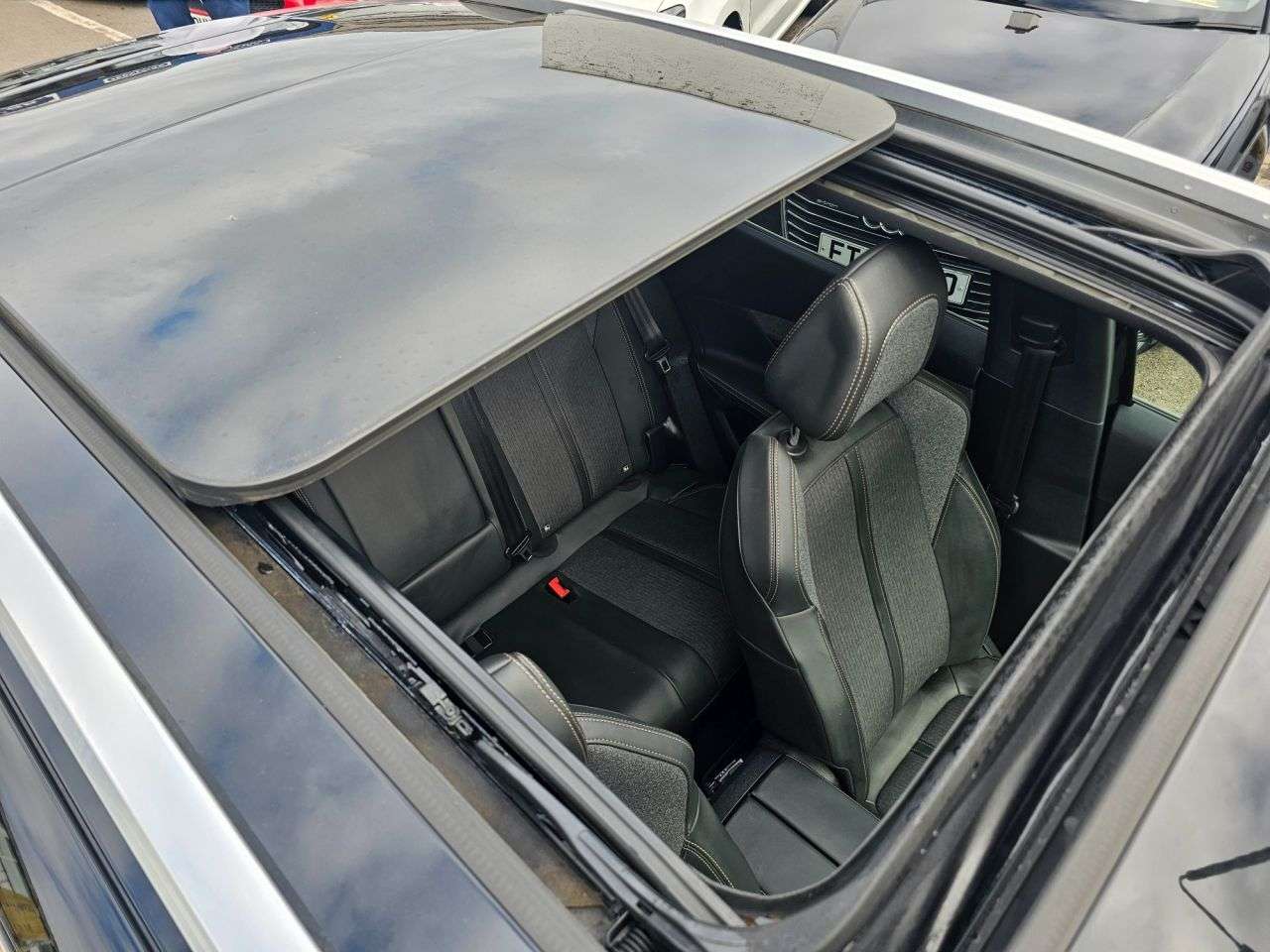 2020 PEUGEOT 3008 2020 PEUGEOT 3008