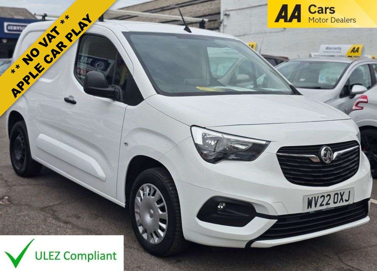 A 2022 VAUXHALL COMBO 1.5 Turbo D 2000 Sportive Panel Van 4dr Diesel Manual L1 H1 Euro 6 (100 ps) A 2022 VAUXHALL COMBO 1.5 Turbo D 2000 Sportive Panel Van 4dr Diesel Manual L1 H1 Euro 6 (100 ps)