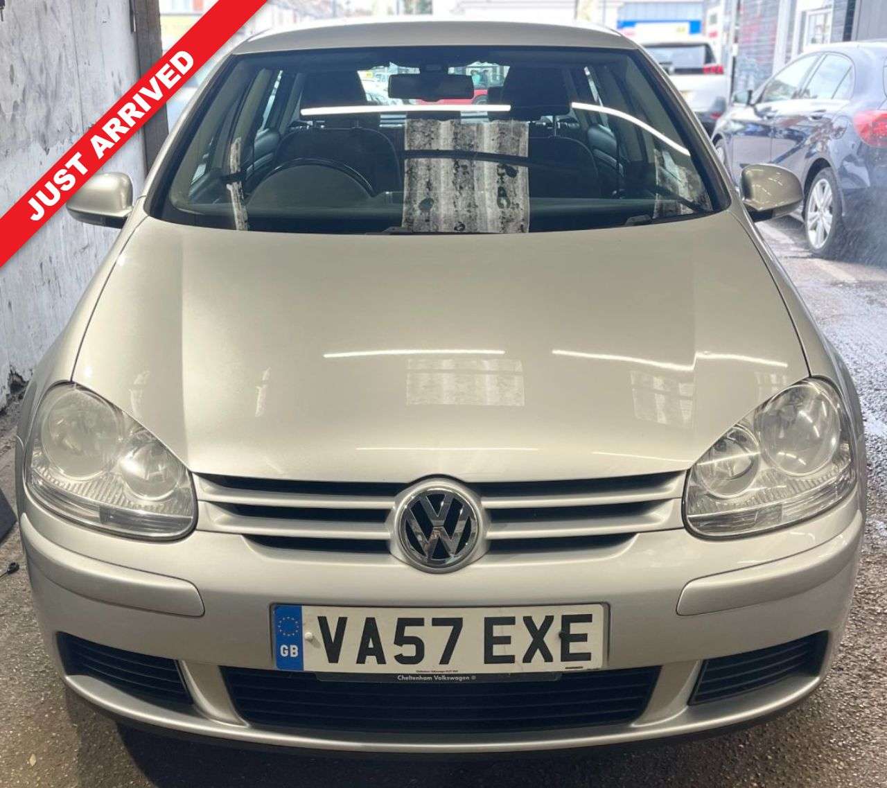 A 2007 VOLKSWAGEN GOLF 1.6 FSI Match Hatchback 5dr Petrol Automatic (180 g/km, 113 bhp) CRUISE CON A 2007 VOLKSWAGEN GOLF 1.6 FSI Match Hatchback 5dr Petrol Automatic (180 g/km, 113 bhp) CRUISE CON