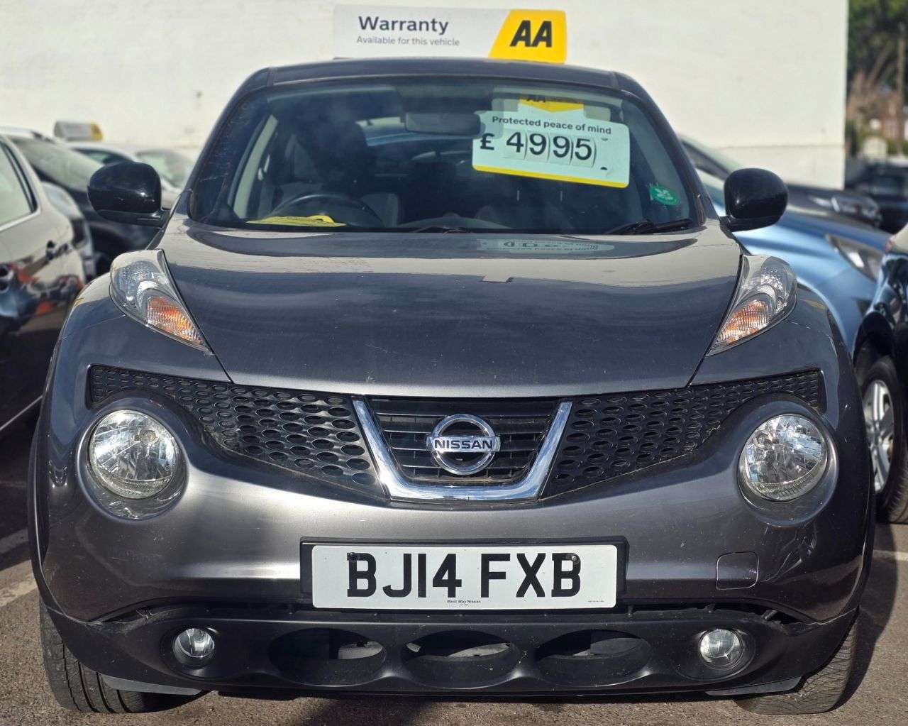 A 2014 NISSAN JUKE 1.6 n-tec SUV 5dr Petrol Manual Euro 5 (17in Alloy) (117 ps) FULL DEALER SE A 2014 NISSAN JUKE 1.6 n-tec SUV 5dr Petrol Manual Euro 5 (17in Alloy) (117 ps) FULL DEALER SE
